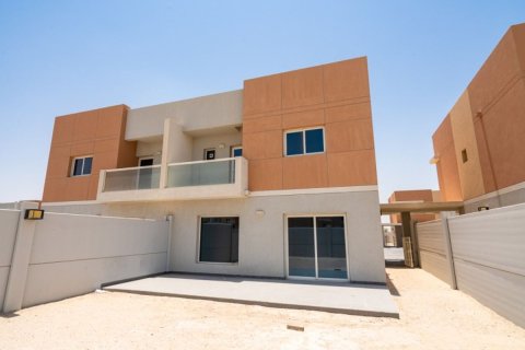 3 chambres Townhouse à Al Hadid W Solb Housing, Vietnam No. 5812 1