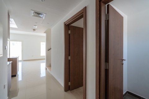 3 chambres Townhouse à Al Hadid W Solb Housing, Vietnam No. 5812 11