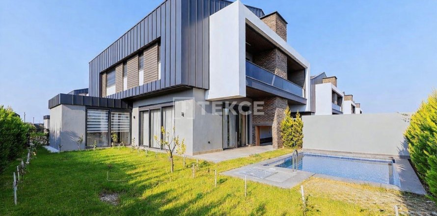 4 bedrooms Villa in Dosemealti, Turkey No. 122967