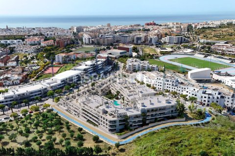4 bedrooms Villa in Estepona, Spain No. 122126