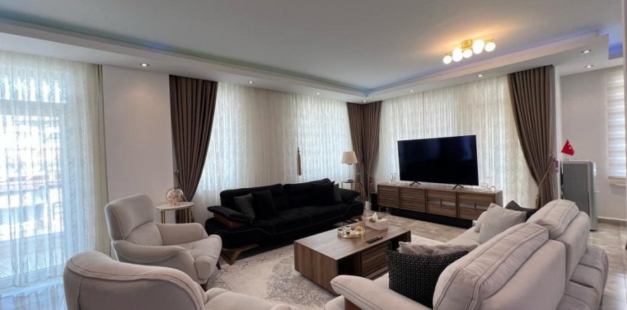 5 rooms Apartment in Oba, Turkey No. 123292