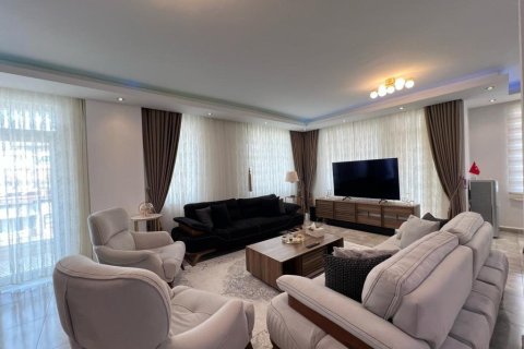 5 rooms Apartment in Oba, Turkey No. 123292