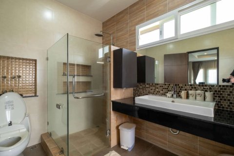 4 bedrooms House in Chiang Mai, Thailand No. 97743 2