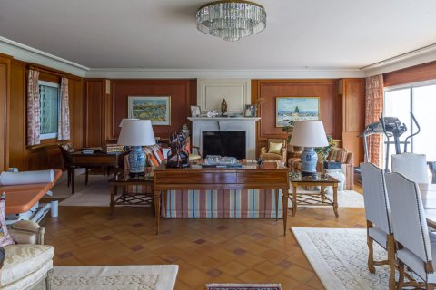 7 chambres Villa à Antibes, France No. 67958 16