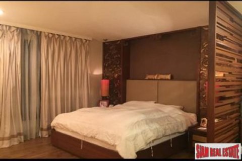 3 bedrooms Apartment in Bangkok, Thailand No. 95794 14