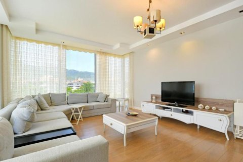 4 rooms Apartment in Oba, Turkey No. 122950