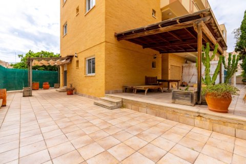 109m² Land in El Campello, Spain No. 124613