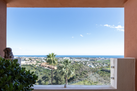 3 bedrooms Townhouse in Estepona, Spain No. 92337