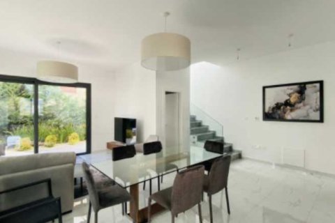 2 bedrooms House in Limassol, Cyprus No. 62539 4