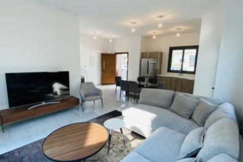 2 bedrooms House in Limassol, Cyprus No. 62539 3