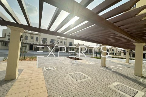 3 bedrooms Townhouse in Al Mearag City, Vietnam No. 83053 18