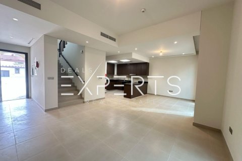 3 bedrooms Townhouse in Al Mearag City, Vietnam No. 83053 2