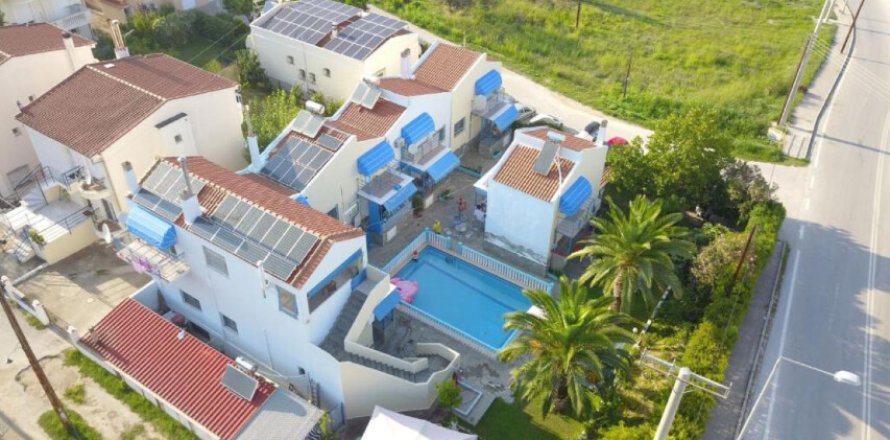 18 bedrooms Hotel in Kavala, Greece No. 109371