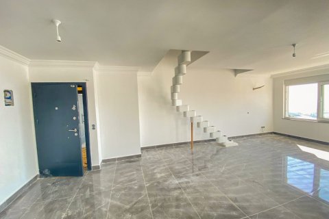 3 bedrooms Penthouse in Lien Chieu, Vietnam No. 14732 4