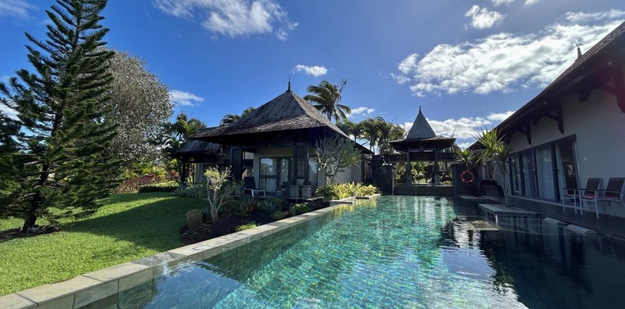 4 bedrooms Villa in Bel Ombre, Mauritius No. 60774