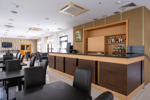 1340m² Commercial property à Nicosia, Cyprus No. 104968 1