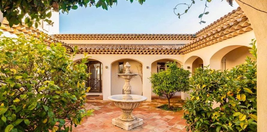 8 bedrooms Villa in Biot, France No. 76123