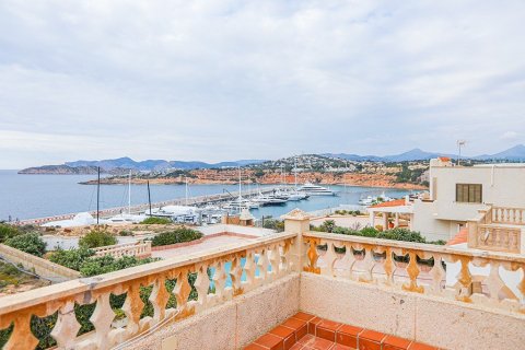 4 bedrooms Villa in El Toro, Spain No. 126053 1