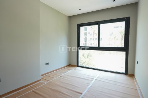 5 bedrooms Apartment in Chau Doc, Vietnam No. 42353 8