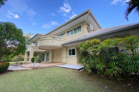 3 bedrooms House in Chiang Mai, Thailand No. 2545 1