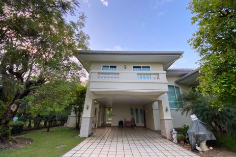 3 bedrooms House in Chiang Mai, Thailand No. 2545 18