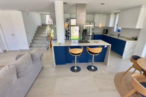 3 bedrooms Villa in Long Dinh, Vietnam No. 27738 23