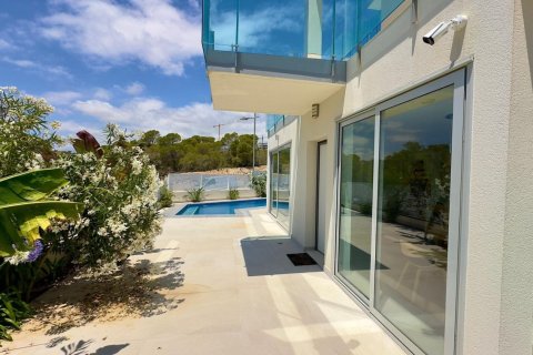 3 bedrooms Villa in Long Dinh, Vietnam No. 27738 7