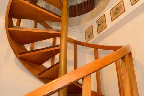 3 bedrooms Maisonette in Loutraki, Greece No. 107901 10