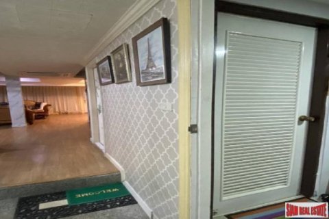 4 bedrooms House in Bangkok, Thailand No. 96305 23