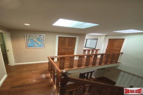 4 bedrooms House in Bangkok, Thailand No. 96305 18