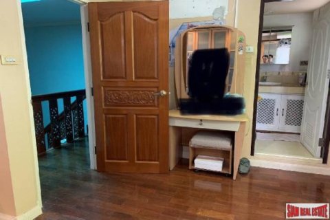 4 bedrooms House in Bangkok, Thailand No. 96305 5