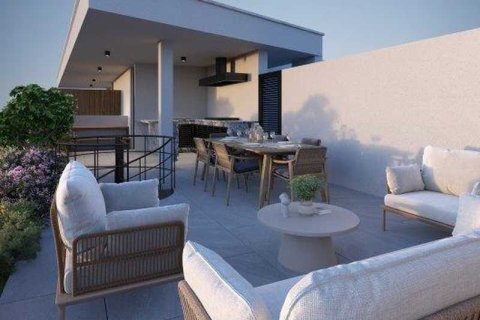 3 bedrooms Penthouse in Agios Athanasios, Cyprus No. 102765 10