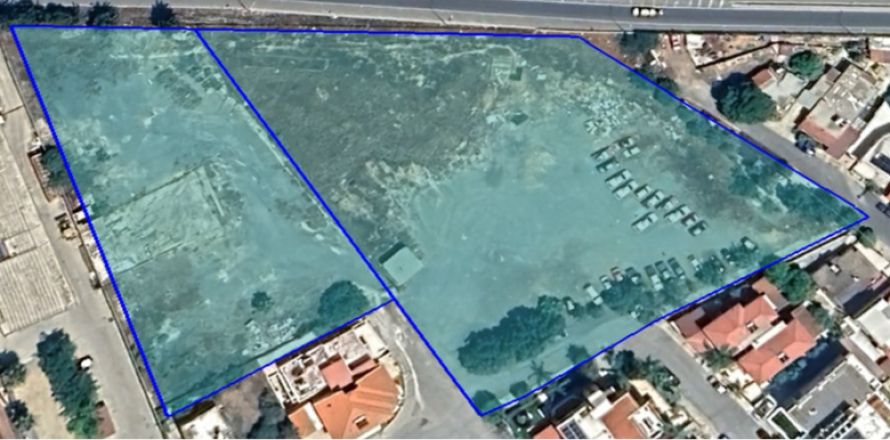 Commercial property in Mesa Geitonia, Cyprus No. 44098