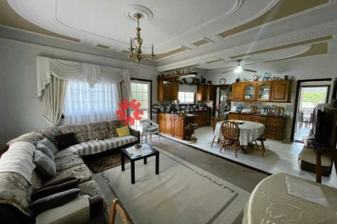 4 bedrooms House in Pyla, Cyprus No. 82726 10