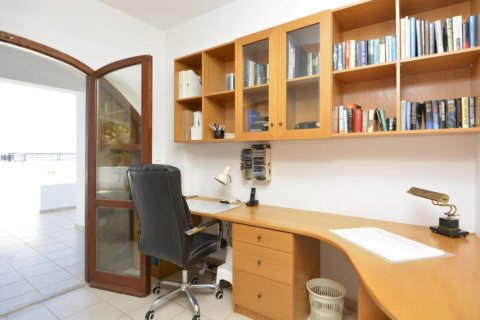 3 bedrooms House in Chania, Greece No. 23843 16