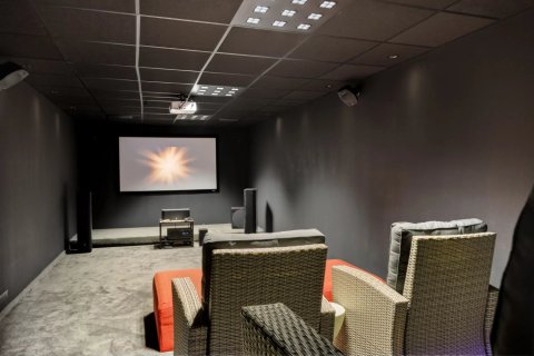 4 bedrooms House in La Motte, France No. 99775 8