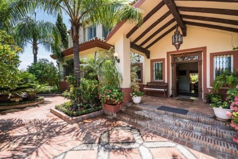 7 bedrooms Properties in Vinh Hao, Vietnam No. 25459