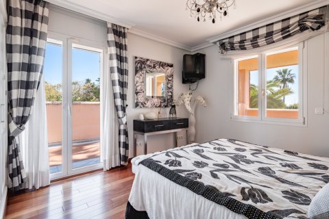 8 bedrooms Villa in Dinh An, Vietnam No. 27414 17