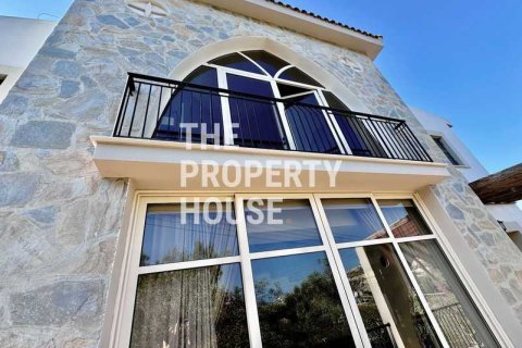 4 bedrooms House in Agios Tychonas, Cyprus No. 70715 3