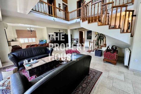 4 bedrooms House in Agios Tychonas, Cyprus No. 70715 13