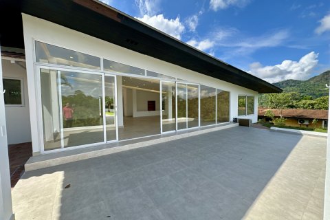 5 bedrooms House in Panama City, Panama No. 76525 11