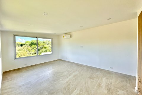 5 bedrooms House in Panama City, Panama No. 76525 13