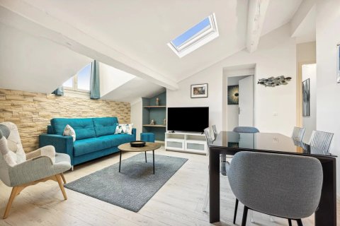 2 bedrooms Apartment in Cannes, France No. 83462 2