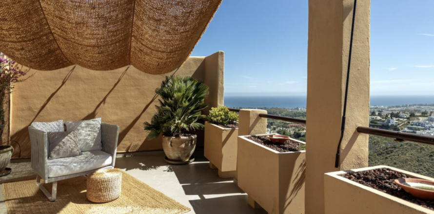 2 dormitorios Apartment en Benahavís, Spain No. 83939