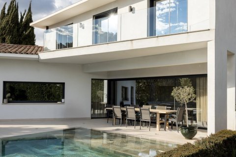 Вилла с 4 спальнями в Сен-Поль-де-Ванс, Франция №99756 6