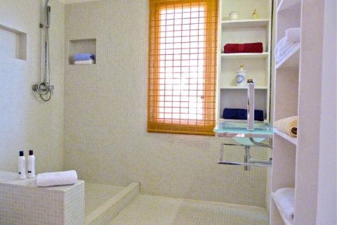 5 bedrooms Villa in Bonifacio, France No. 104706 17