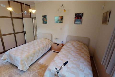 3 bedrooms House in Paphos, Cyprus No. 37220 9