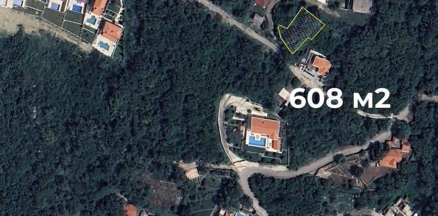 608m² Land in Budva, Montenegro No. 83675