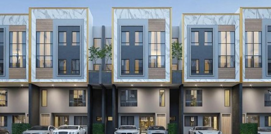 3 bedrooms Villa in Lat Phrao, Thailand No. 96071