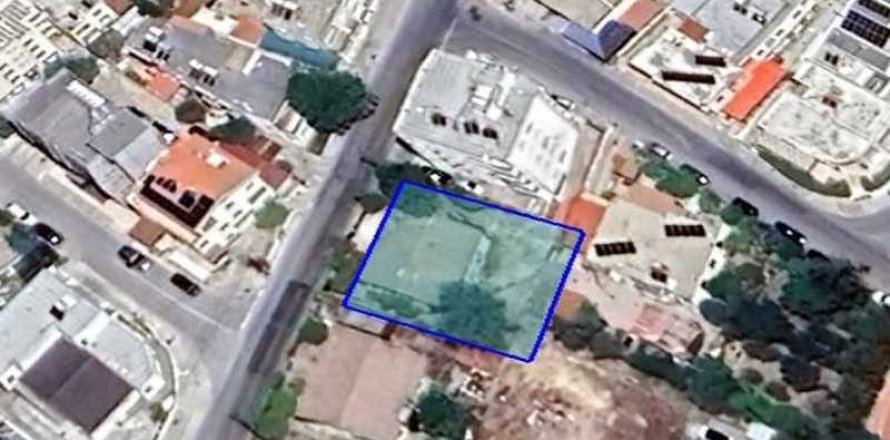 Commercial property à Strovolos, Cyprus No. 35476